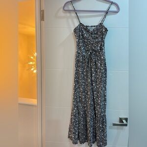 Size Small very comfortable worn once only